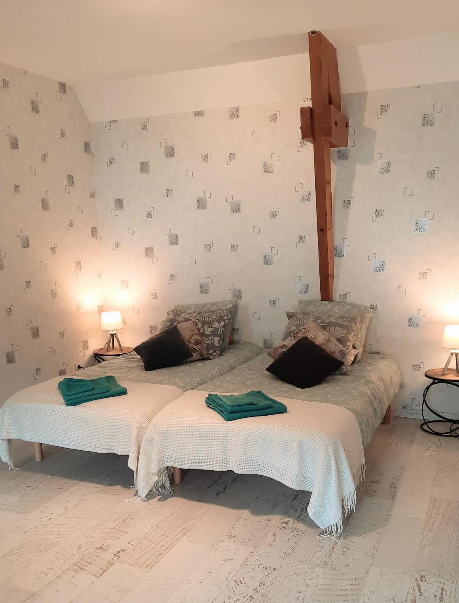 Le Gite De La Menuiserie Maisoncelles-la-Jourdan Kültér fotó