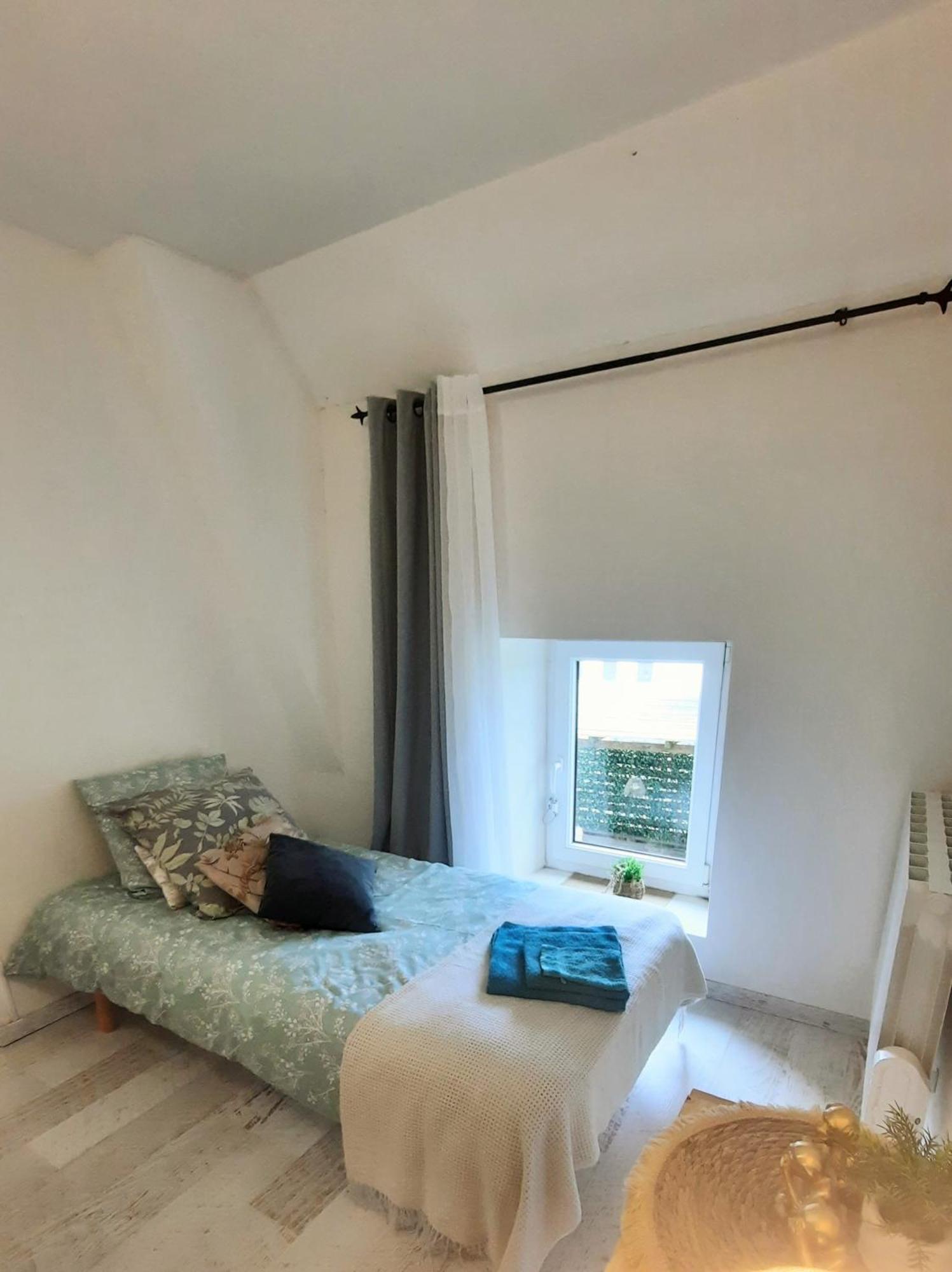Le Gite De La Menuiserie Maisoncelles-la-Jourdan Kültér fotó